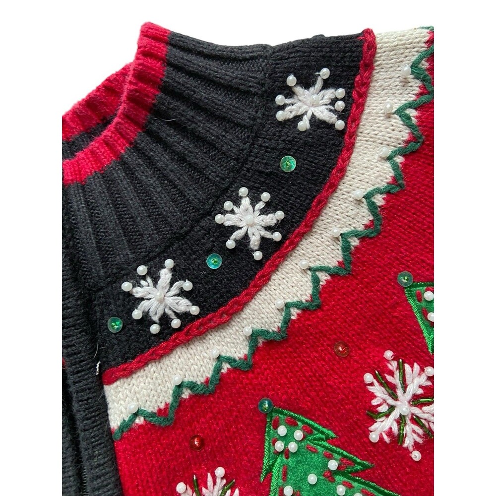 ASO Judy Greer Halloween Kills Christmas Sweater Size L Tiara International Ugly - Picture 5 of 14